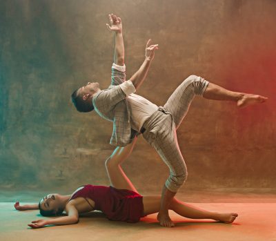 flexible-young-modern-dance-couple flexible-young-modern-dance-couple